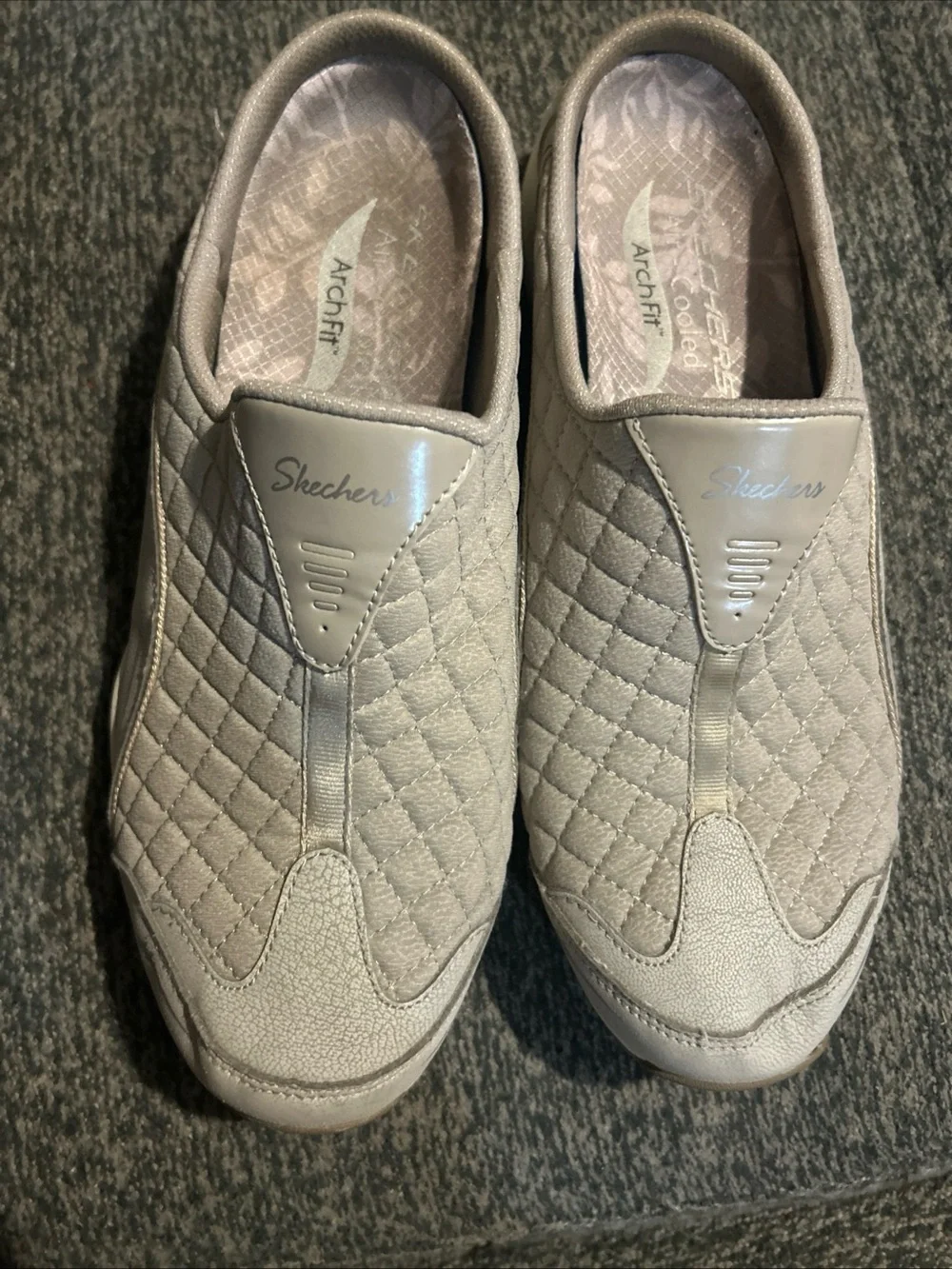 Skechers Relaxed Fit: Arch Fit Commute Mule Clog Shoes Women Size 9 Taupe 100322